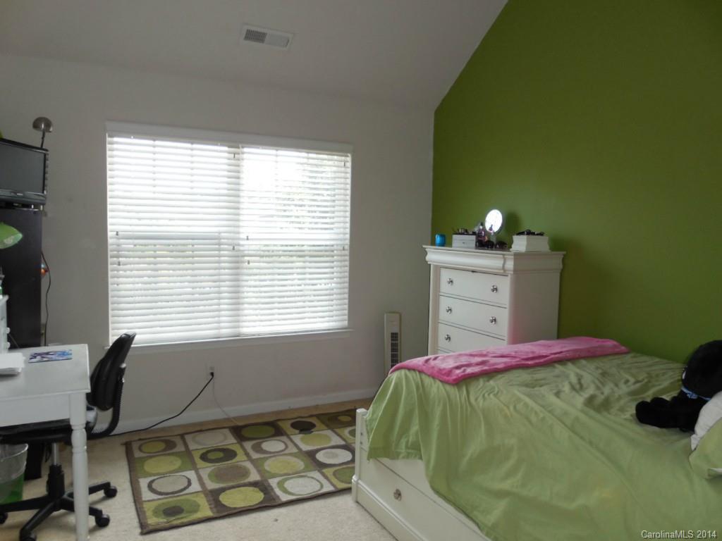 Sandy Pointe - Residential