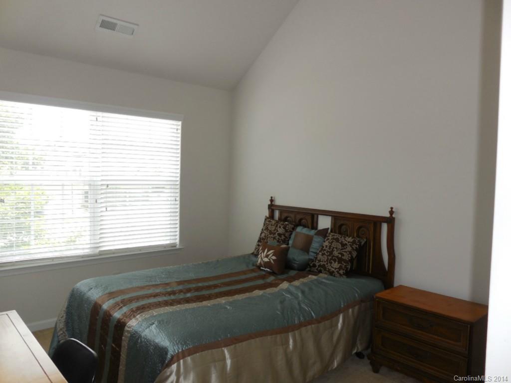 Sandy Pointe - Residential