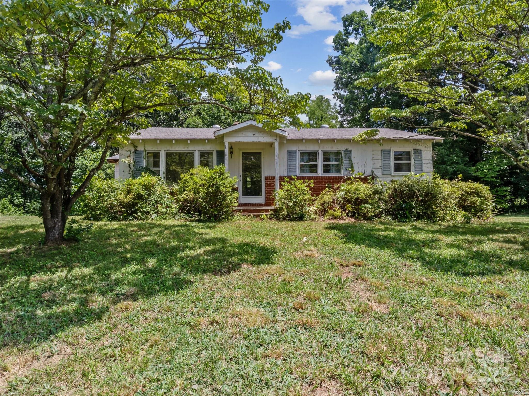 859 Stacy Hill Road
