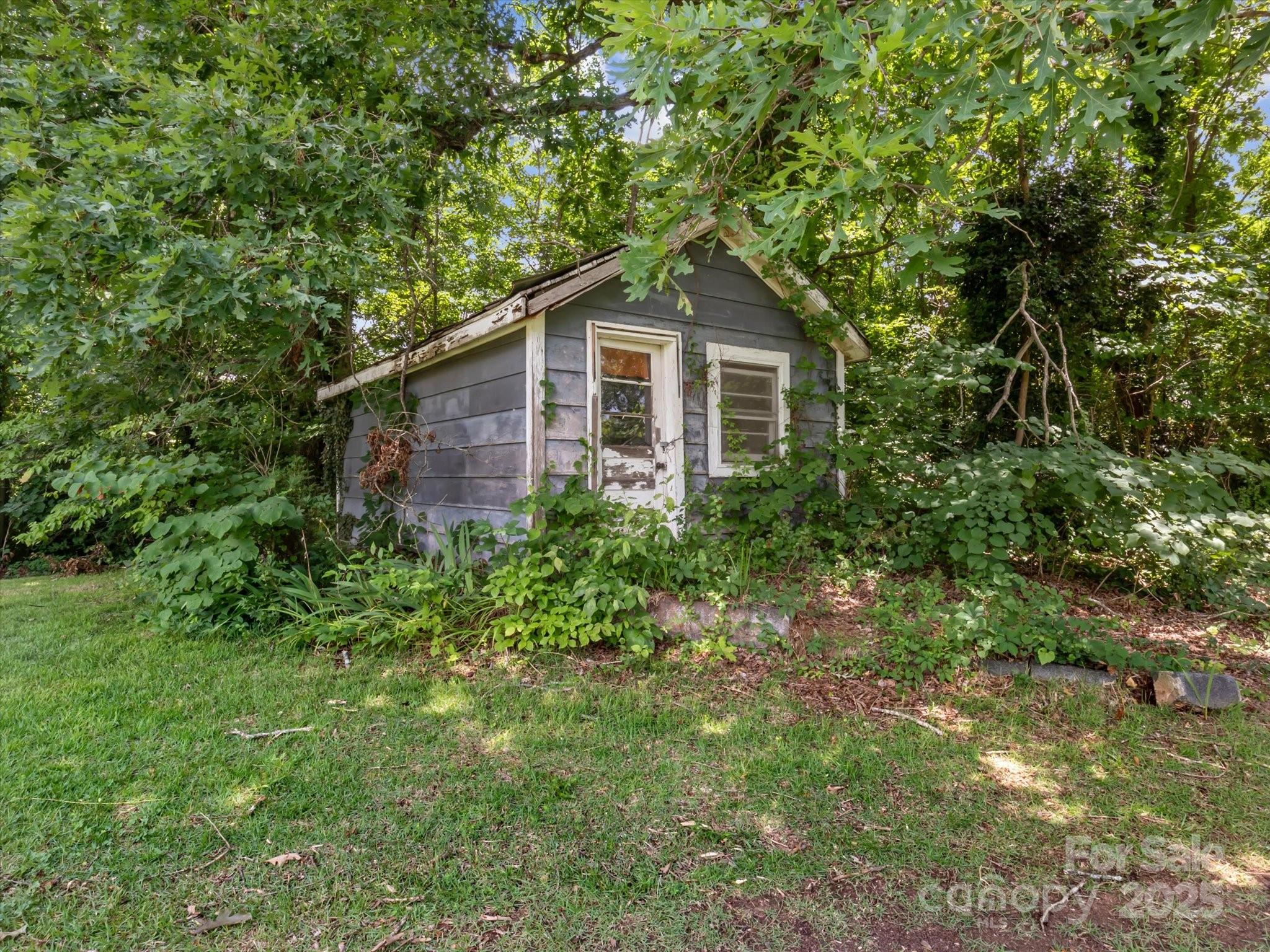 859 Stacy Hill Road