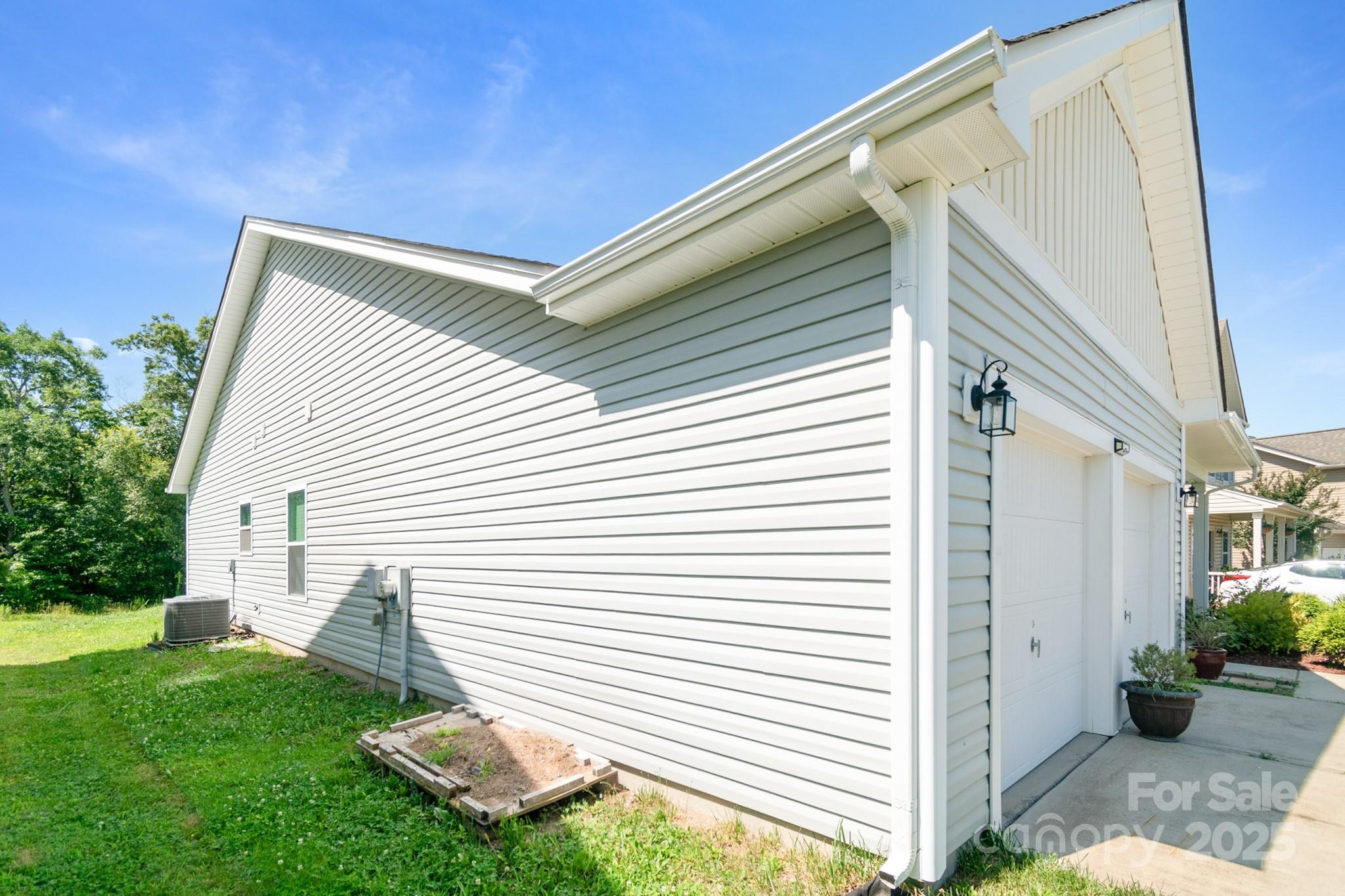 Saddlebrook - Residential