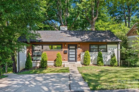 Photo of 4910 Valley Stream Road, Charlotte, NC 28209 (MLS # 4401930)