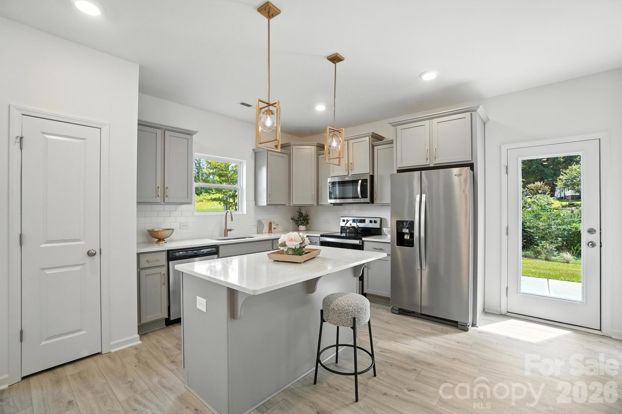 Davis Hills - Residential