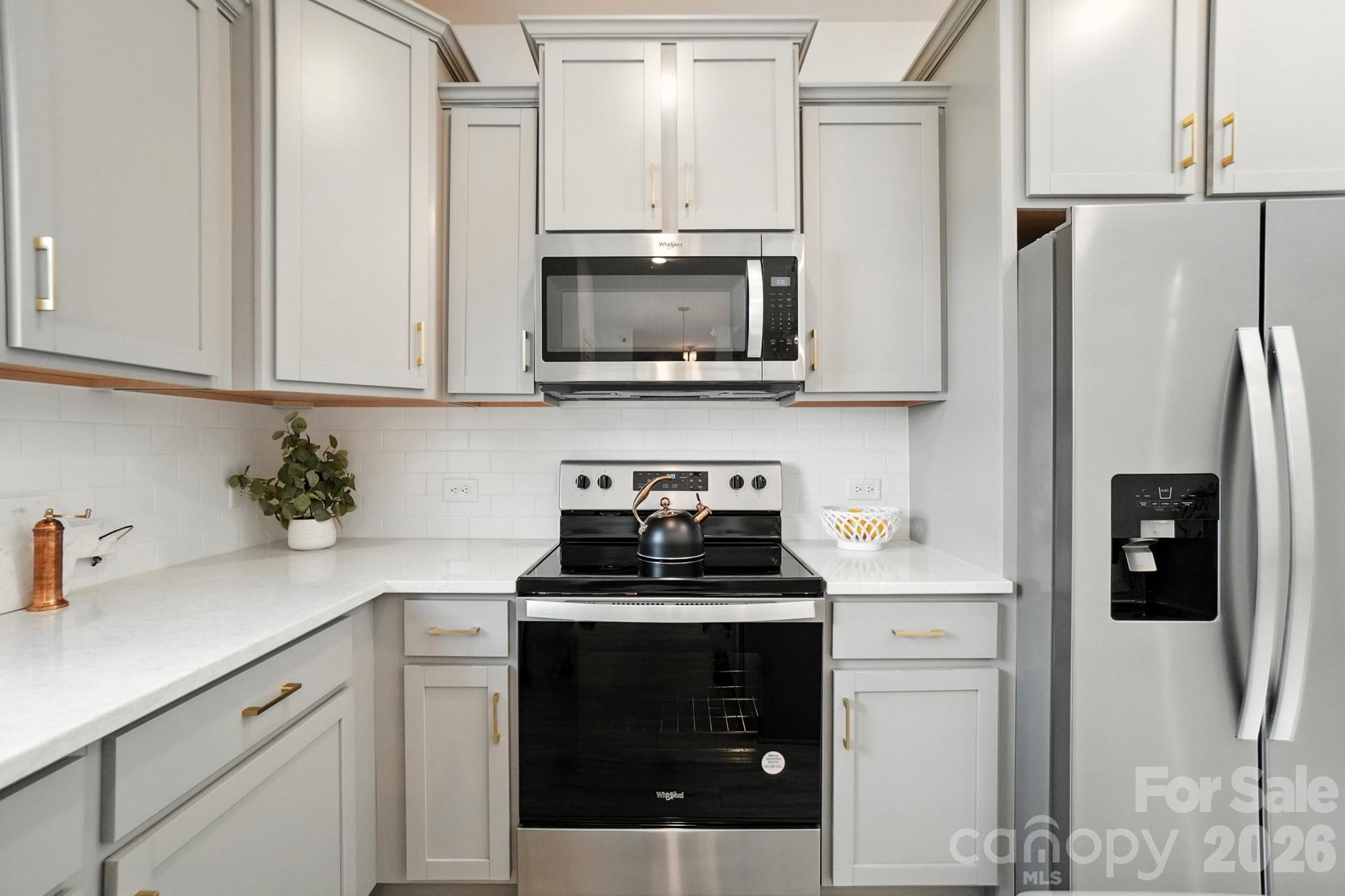 Davis Hills - Residential