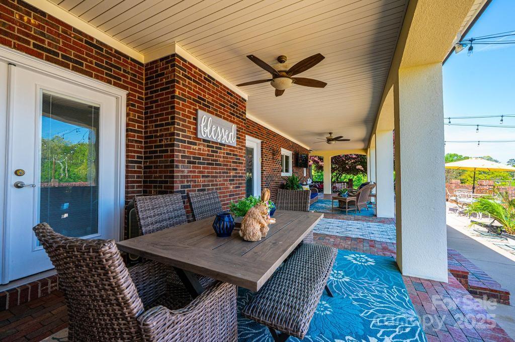 5544 Quail Creek Drive