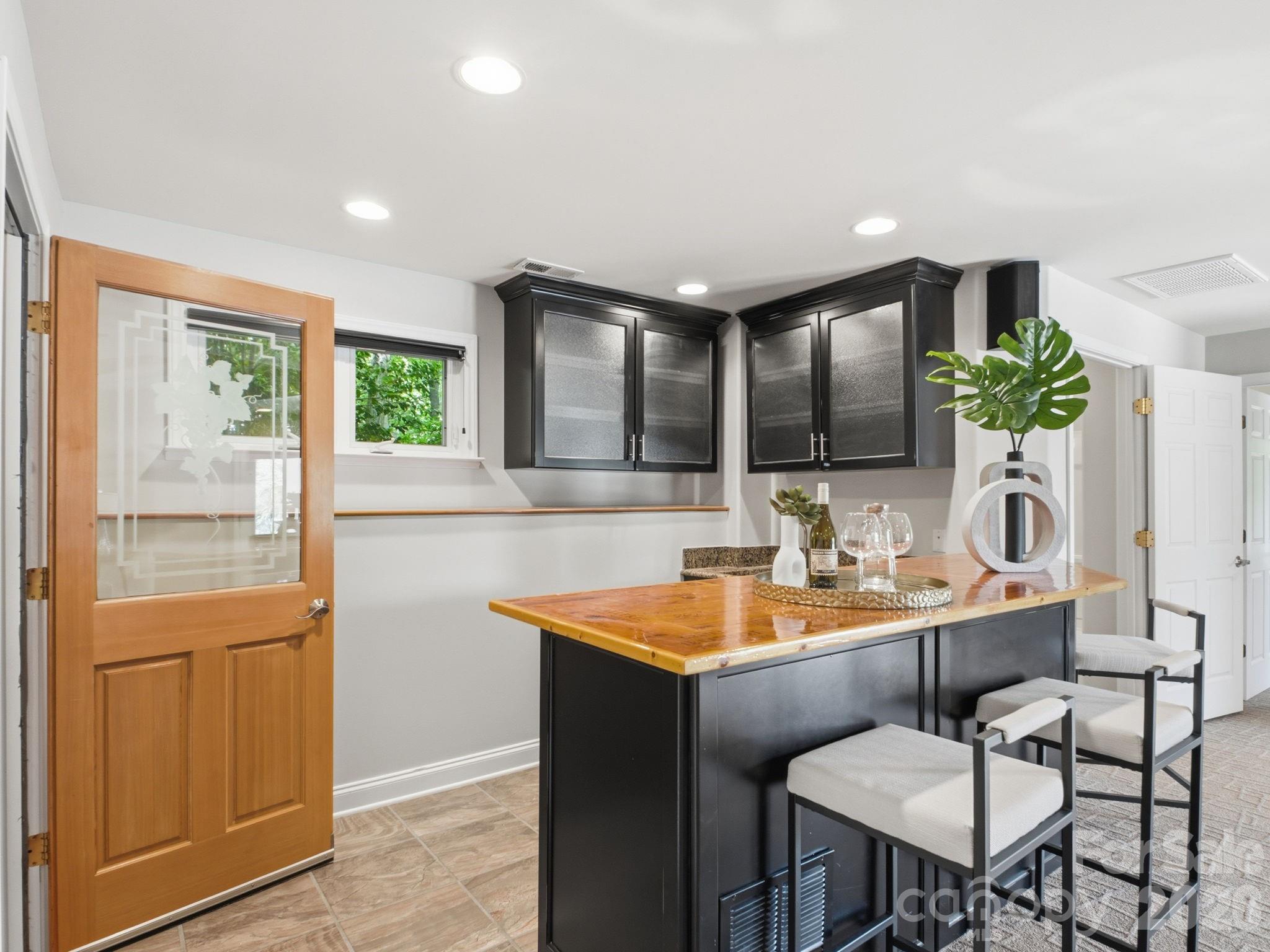 Lake Ridge At Pinsto Forest - Residential