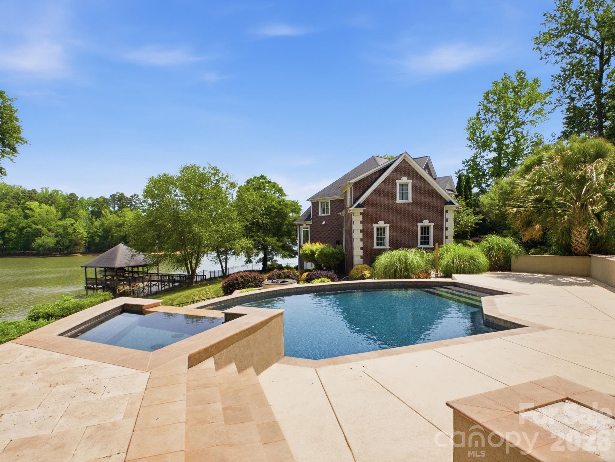 Lake Ridge At Pinsto Forest - Residential