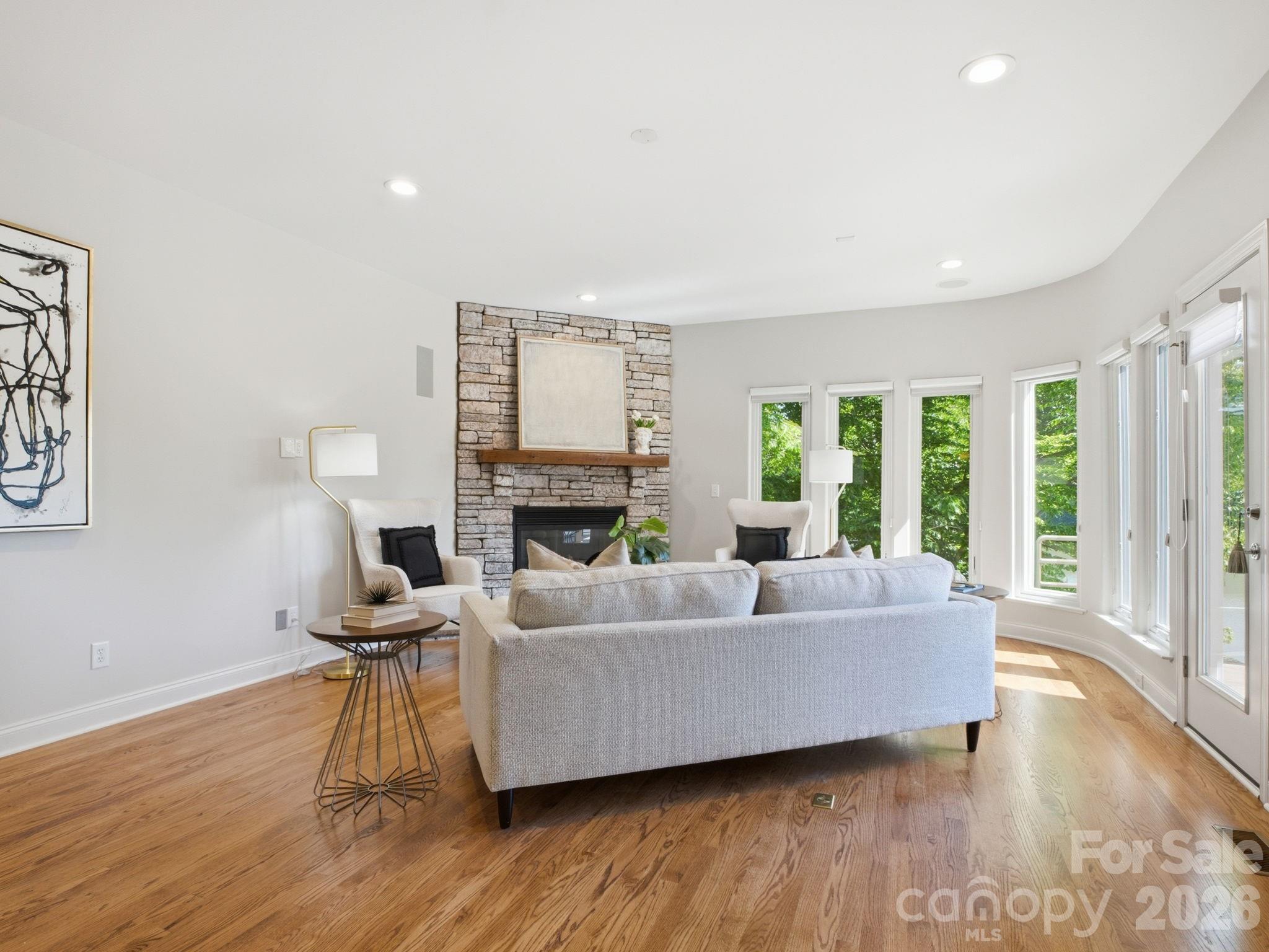 Lake Ridge At Pinsto Forest - Residential