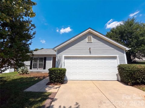 Photo of 6318 Whispering Brook Court, Charlotte, NC 28216 (MLS # 4400278)