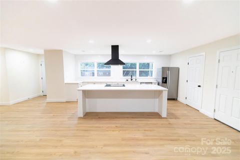 3501 Eastway Drive Charlotte NC 28205