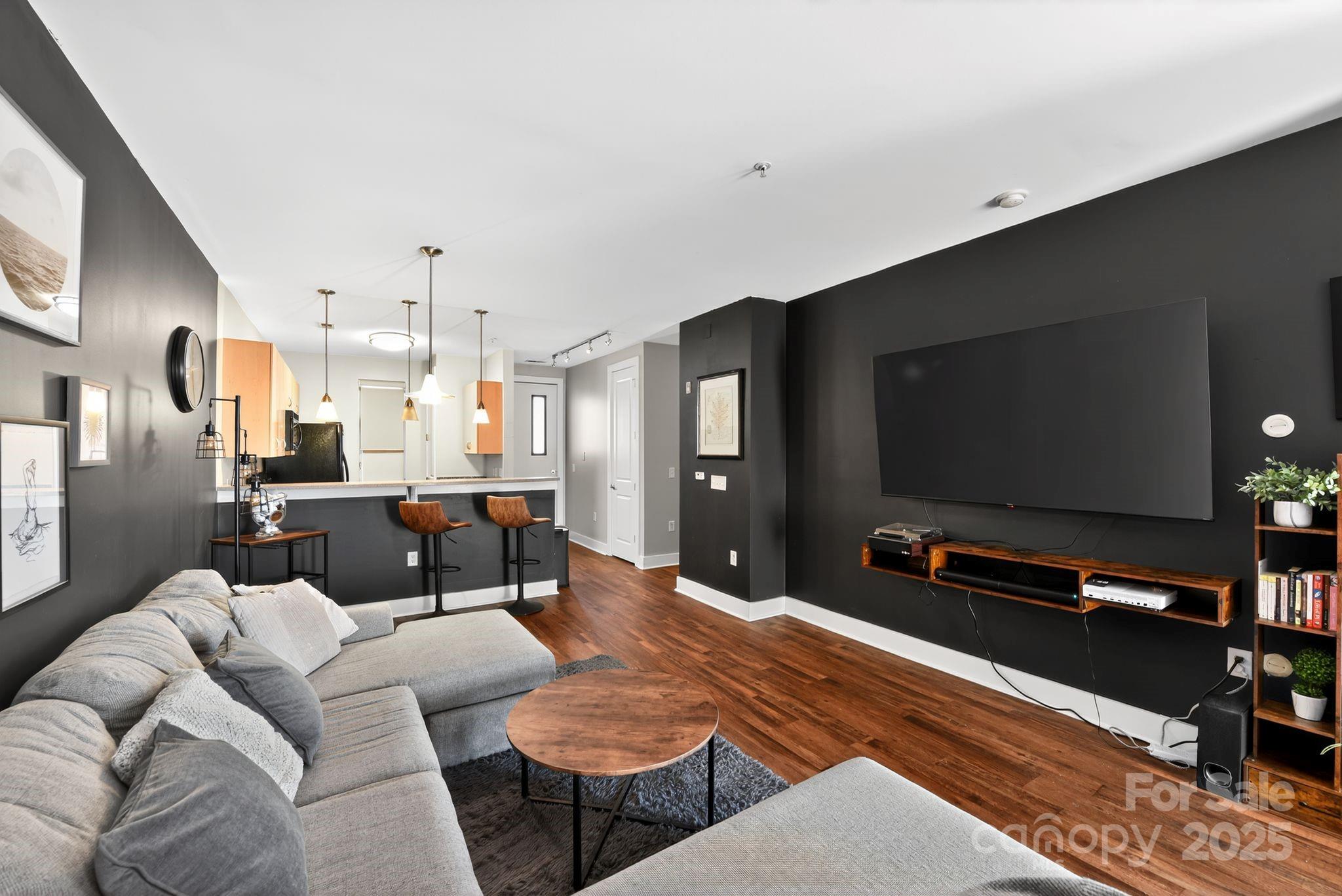 1101 W 1st Street 309