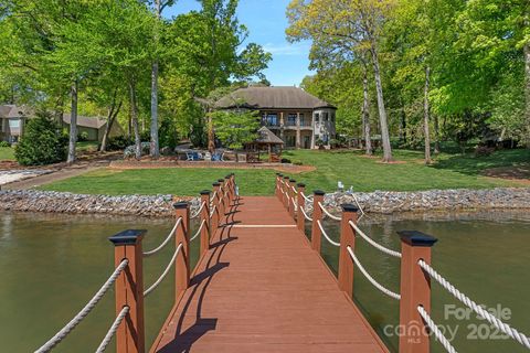 4786 Heather Lane Denver NC 28037