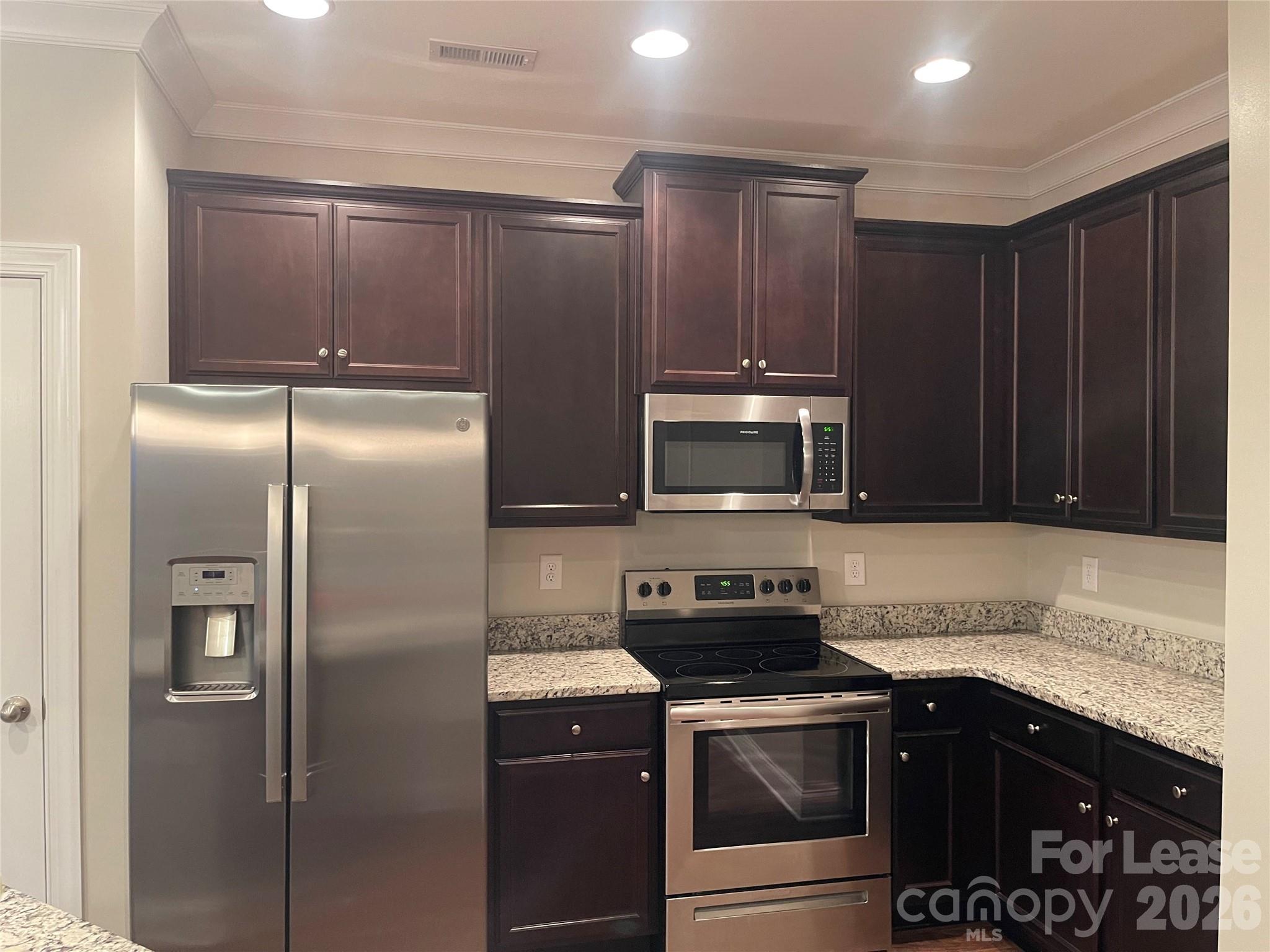 358 Halton Crossing Drive SW