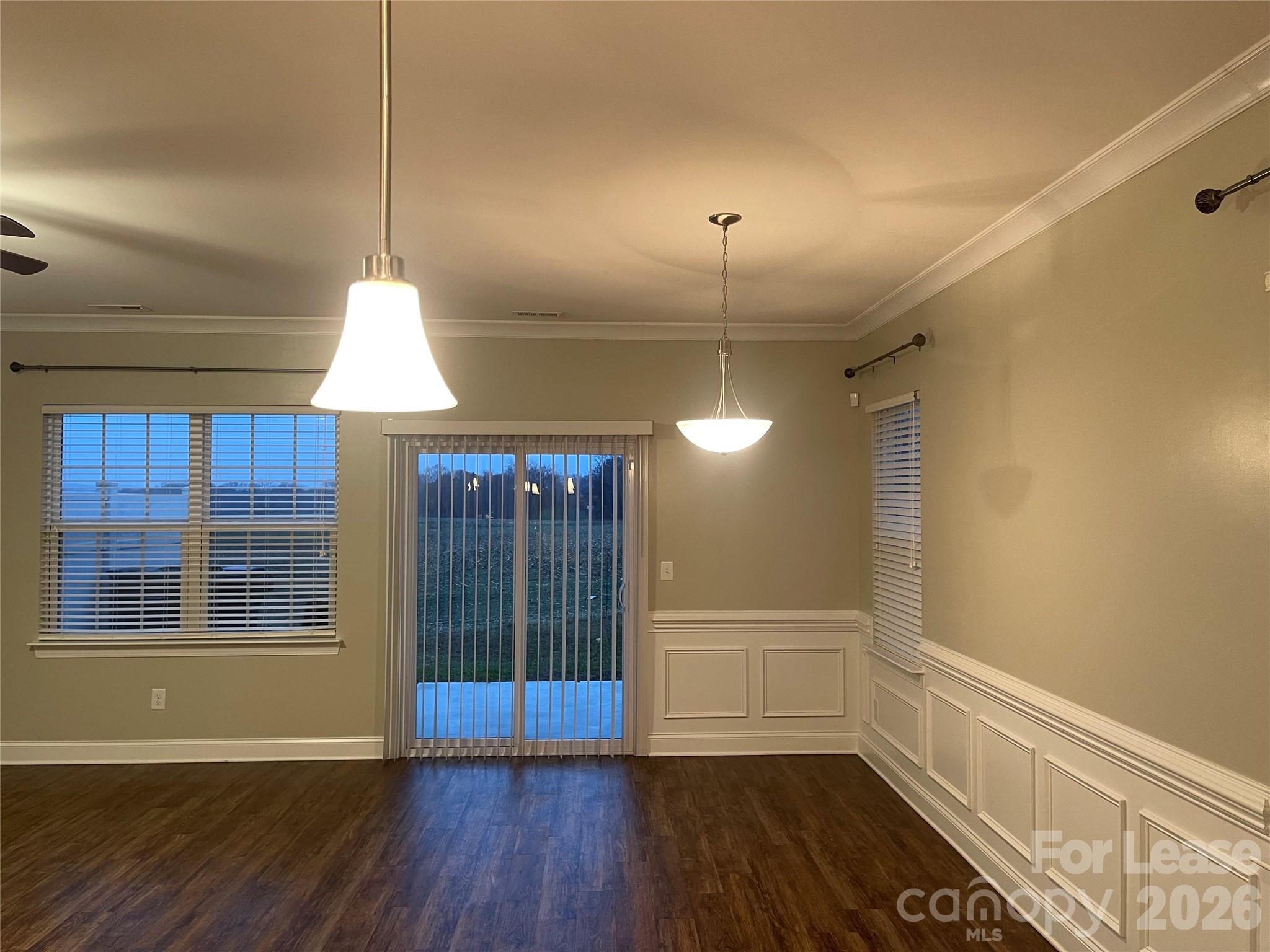 358 Halton Crossing Drive SW