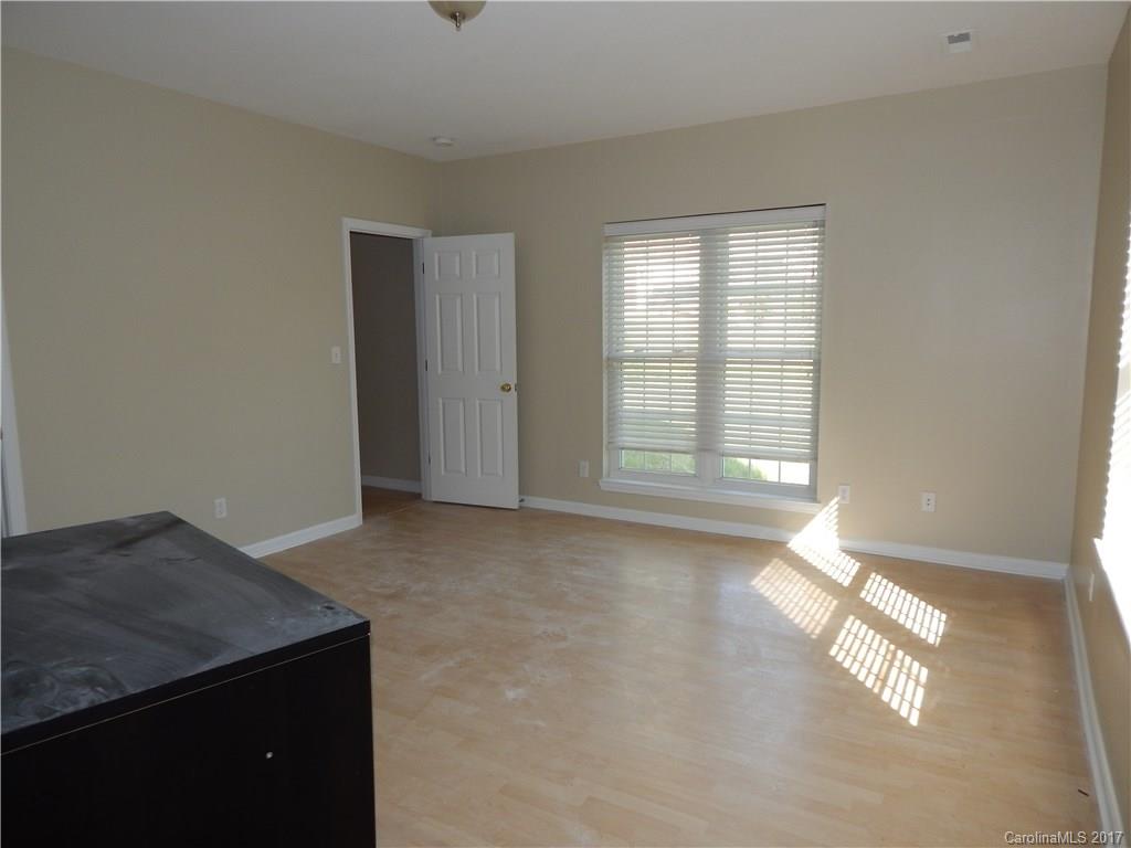 Meadowbrook Forest - Residential Lease