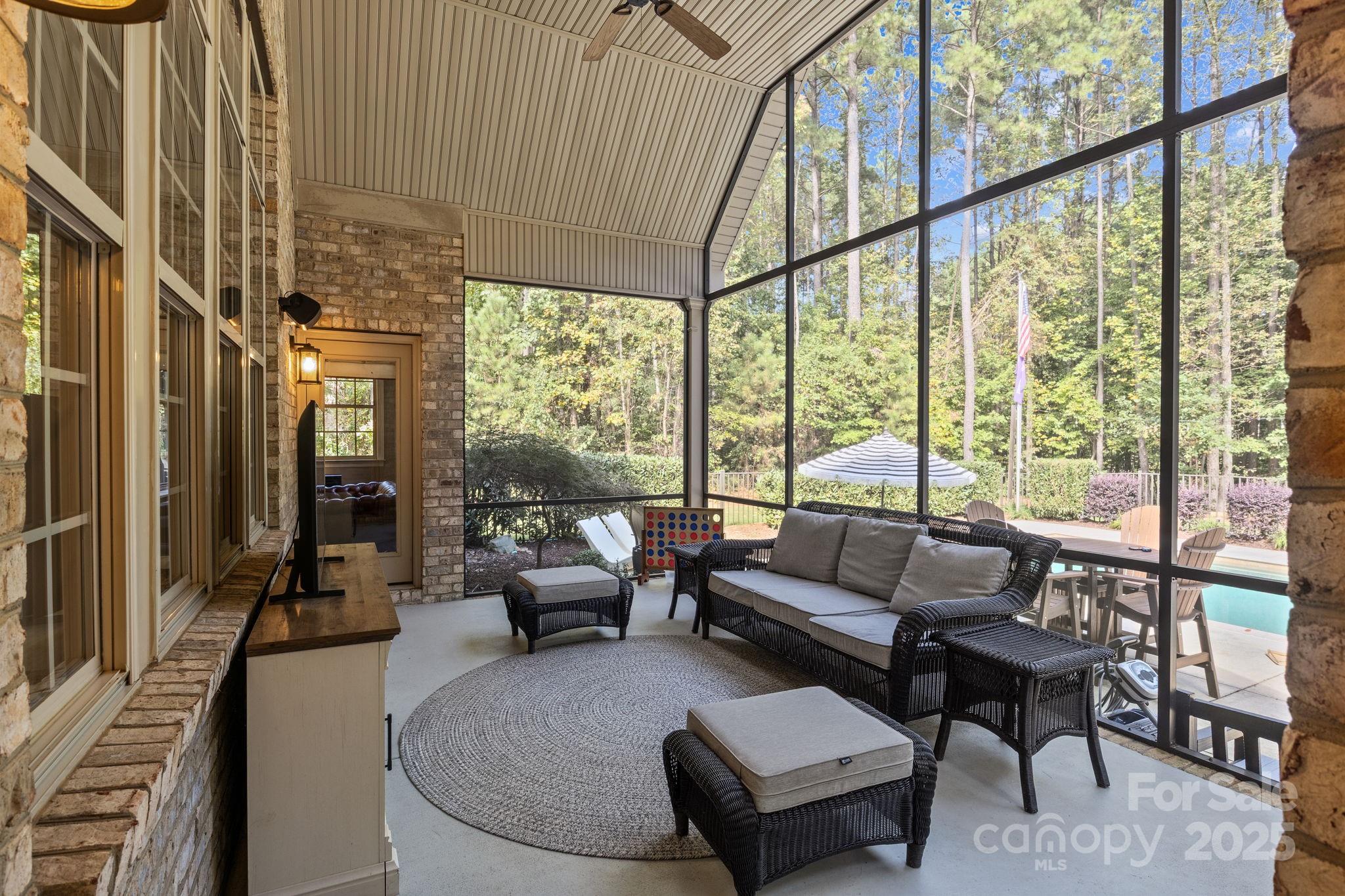 Pebble Bay - Residential