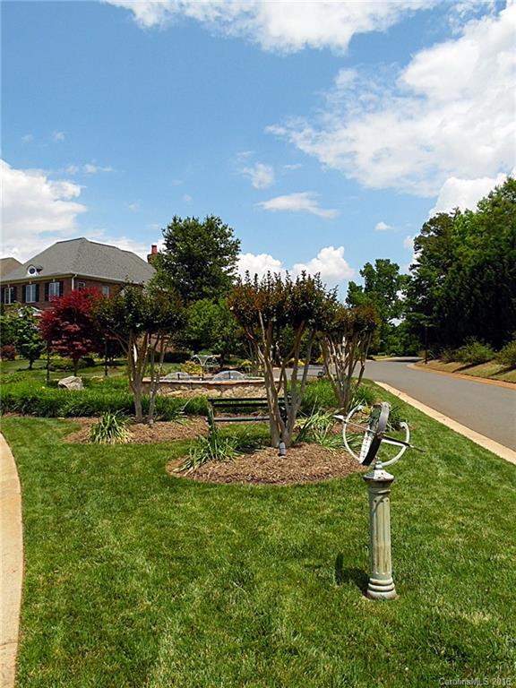 Joslin Pointe - Land