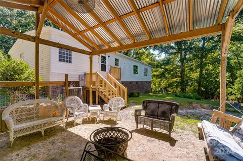 A home in Waxhaw