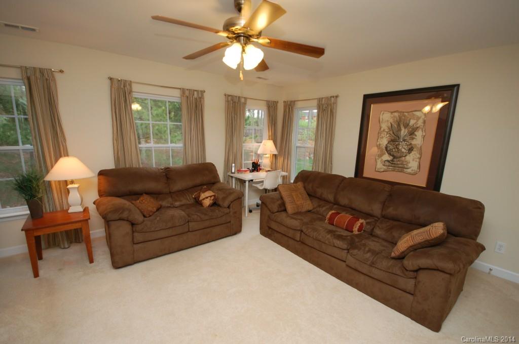 Highland Creek - Residential