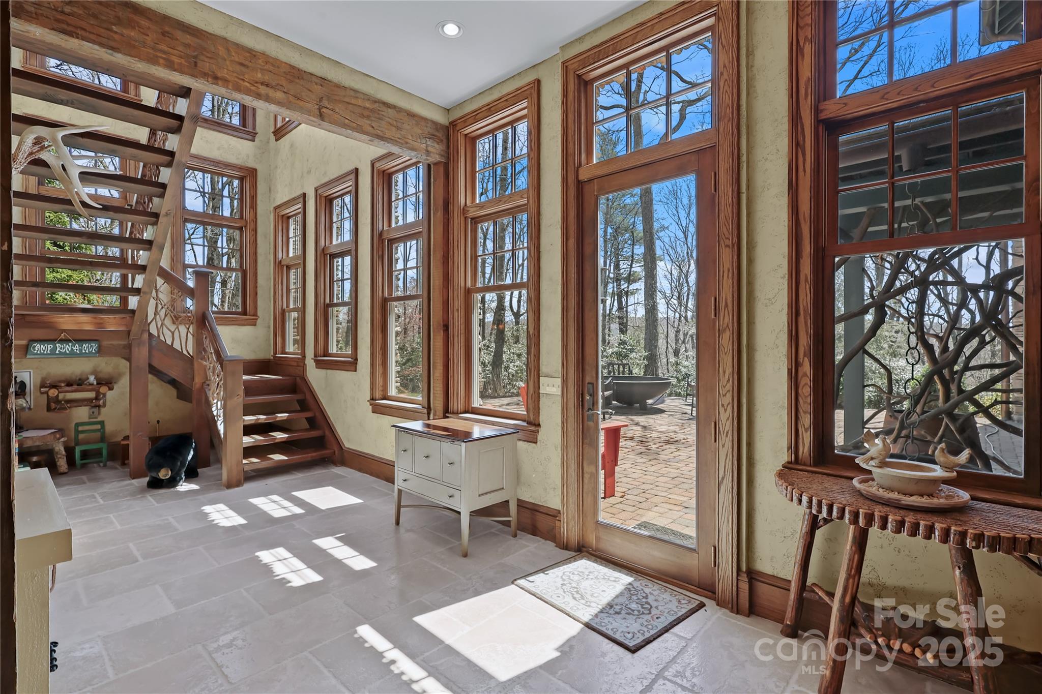Blowing Rock, North Carolina 28605, United States, 5 Bedrooms Bedrooms, ,7 BathroomsBathrooms,Residential,Active,129876