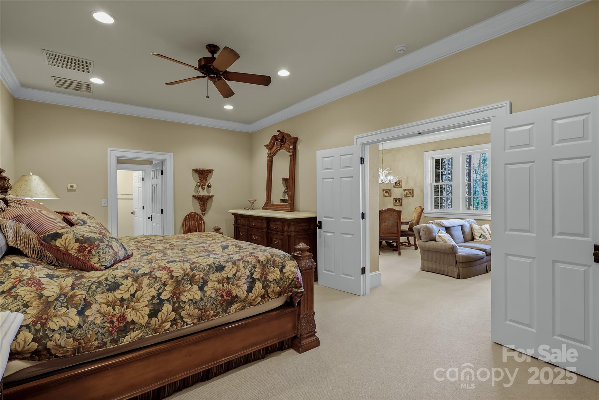 Blowing Rock, North Carolina 28605, United States, 5 Bedrooms Bedrooms, ,7 BathroomsBathrooms,Residential,Active,129876