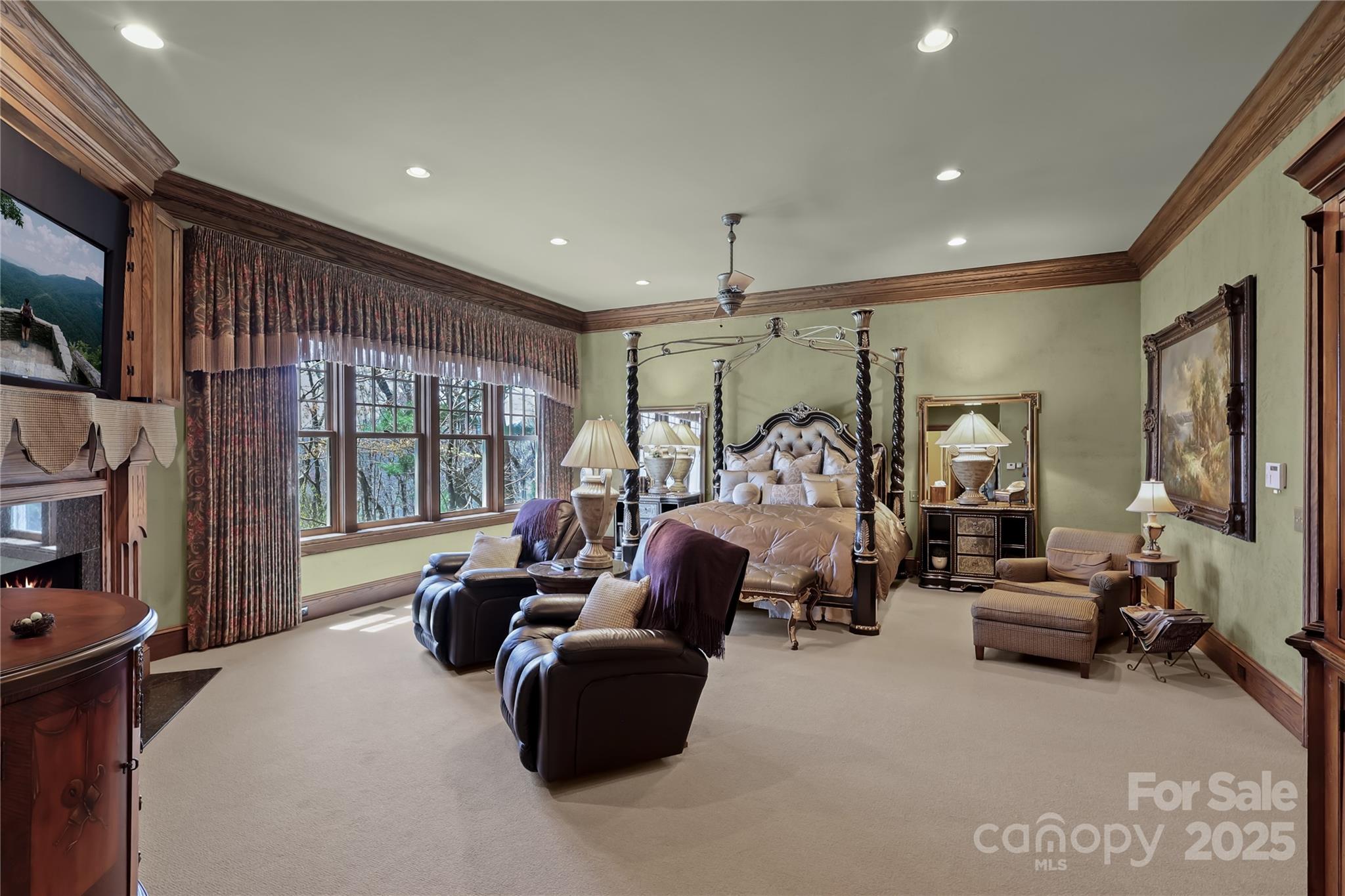 Blowing Rock, North Carolina 28605, United States, 5 Bedrooms Bedrooms, ,7 BathroomsBathrooms,Residential,Active,129876