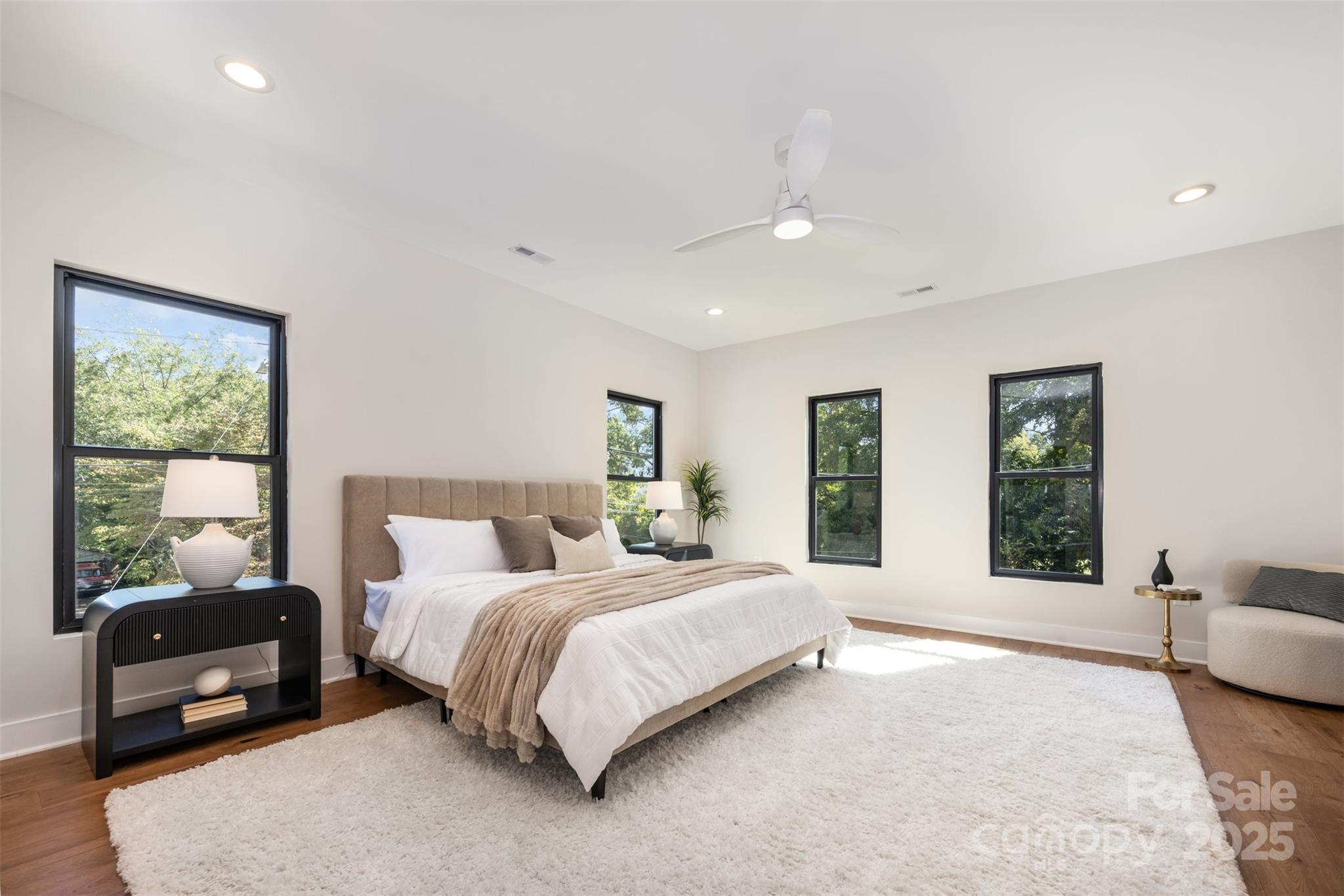 Oaklawn Park - Residential Income