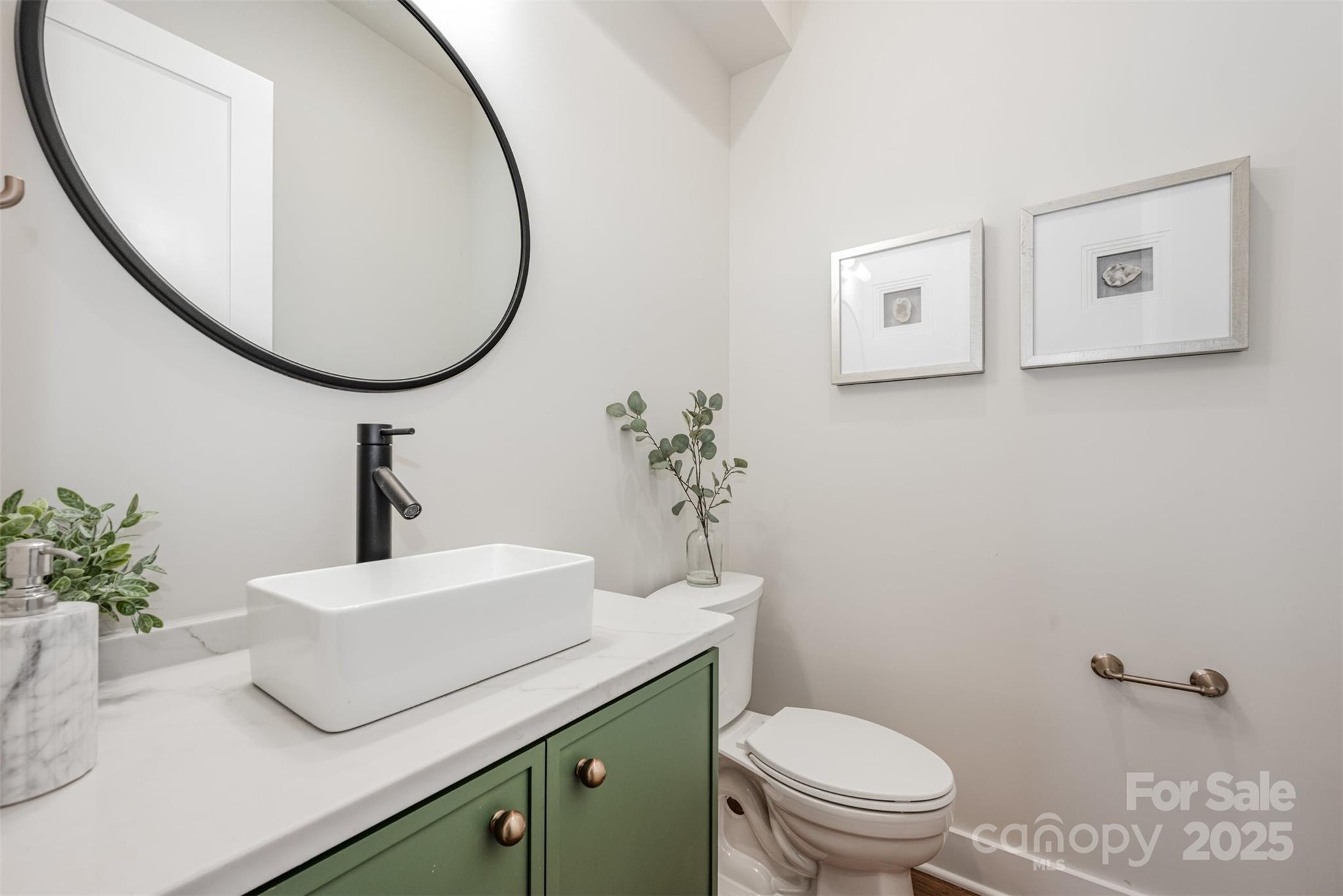 Oaklawn Park - Residential Income