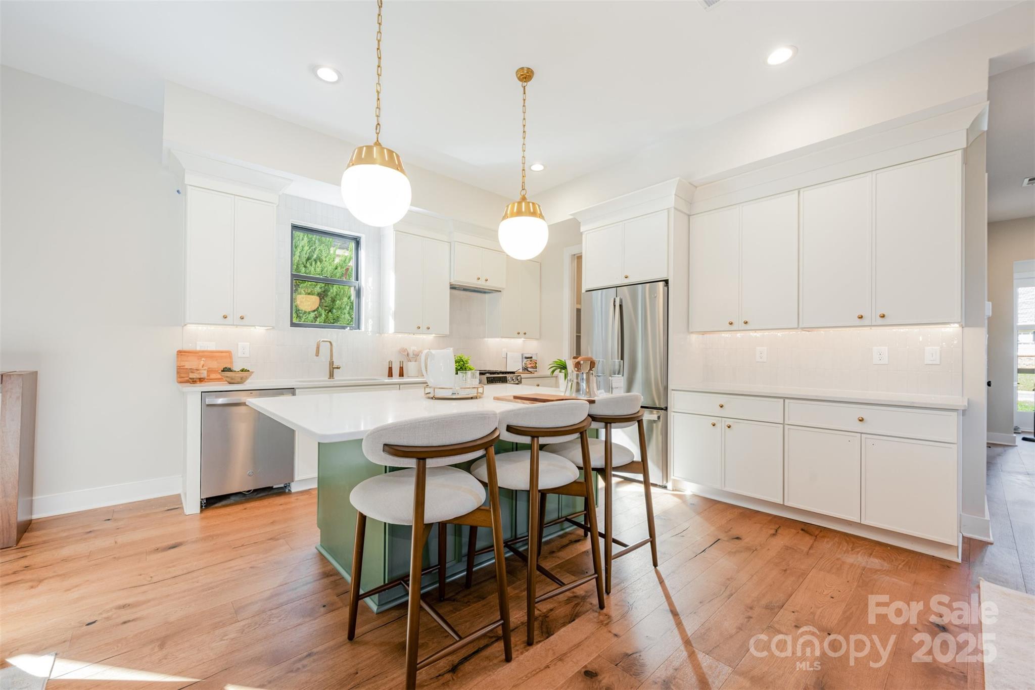 Oaklawn Park - Residential Income