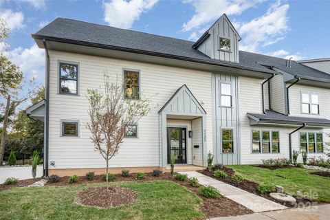 2001-1121 Renner Street Charlotte NC 28216