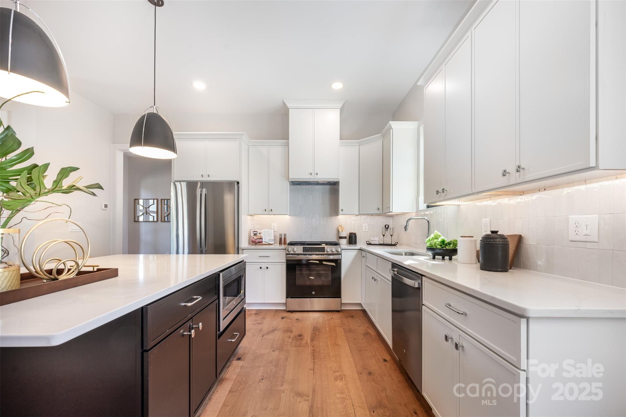 Oaklawn Park - Residential Income