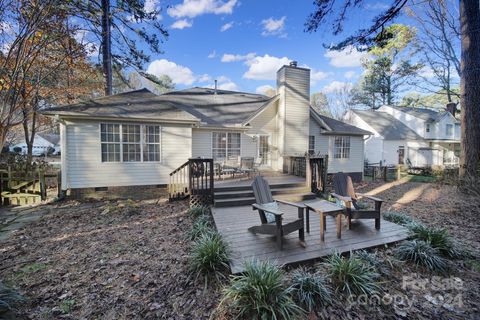 A home in Huntersville