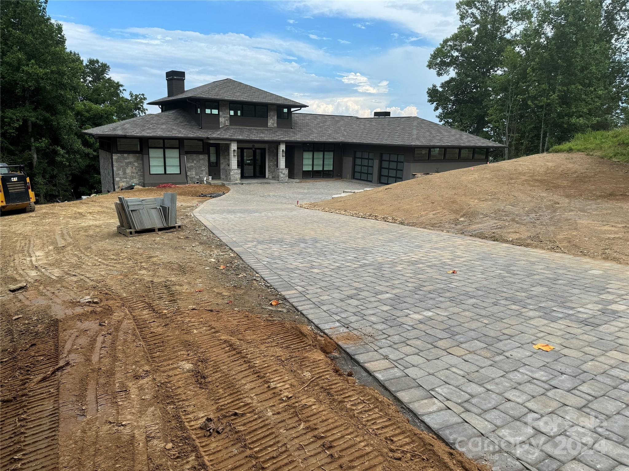 The Cliffs at Walnut Cove - Residential