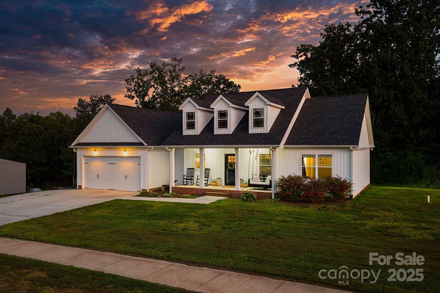Step into this beautifully crafted modern farmhouse, built in 2020, offering the perfect blend of charm and functionality. This single-level home features 3 spacious bedrooms and 2 bathrooms, including a stunning primary suite with a custom soaking tub and beautifully tiled shower.
The heart of the home is the inviting kitchen, complete with a farmhouse sink, timeless finishes, and ample space for entertaining. Enjoy the outdoors year-round with both a covered front porch and a covered back porch, perfect for relaxing with morning coffee or hosting gatherings.
Situated on .74 of flat land, the property provides plenty of room to play, garden, or expand, and even includes a versatile outbuilding for storage or hobbies.
A modern farmhouse with all the touches you’ve been looking for style, space, and comfort inside and out.
