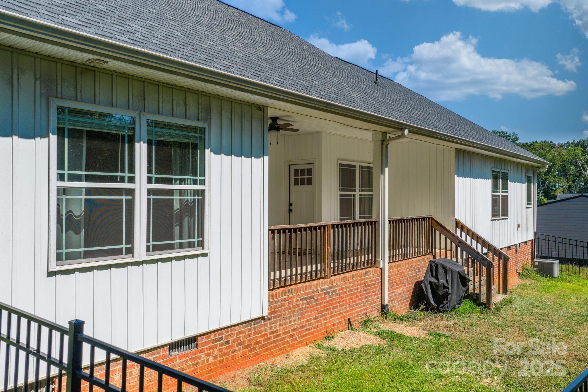 Ivey Ridge - Residential