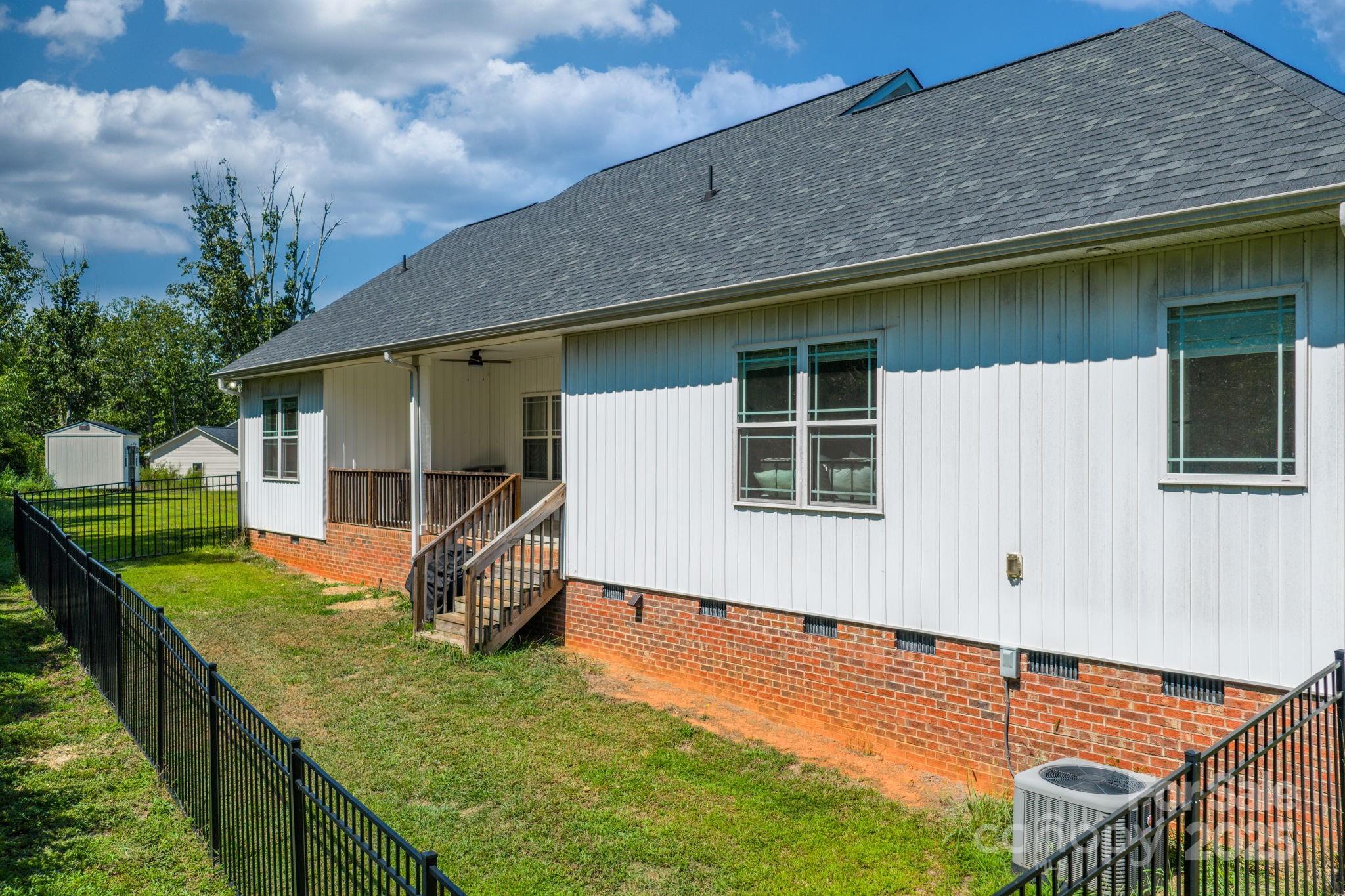 Ivey Ridge - Residential