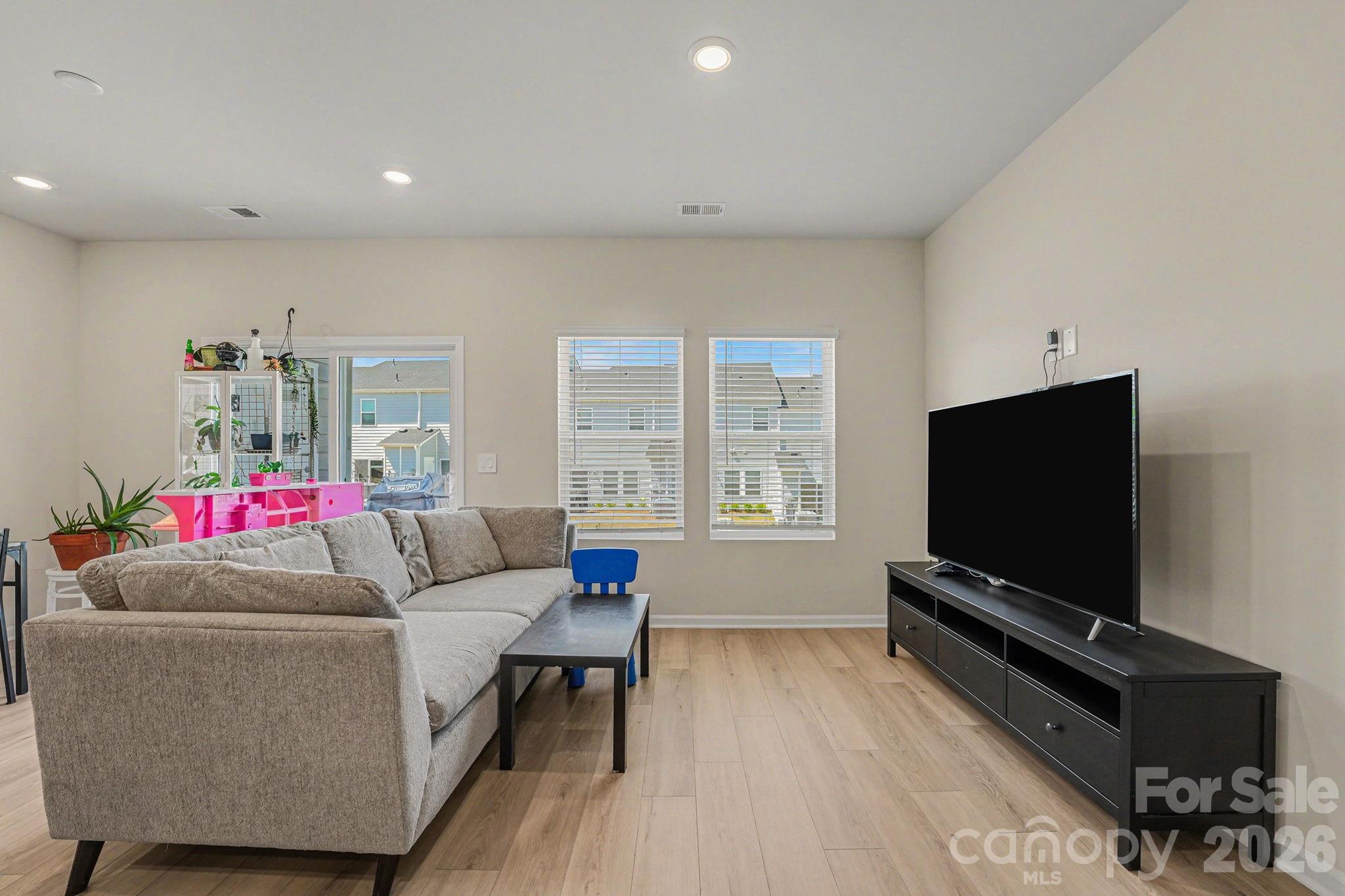 Georgetown Crossing - Residential
