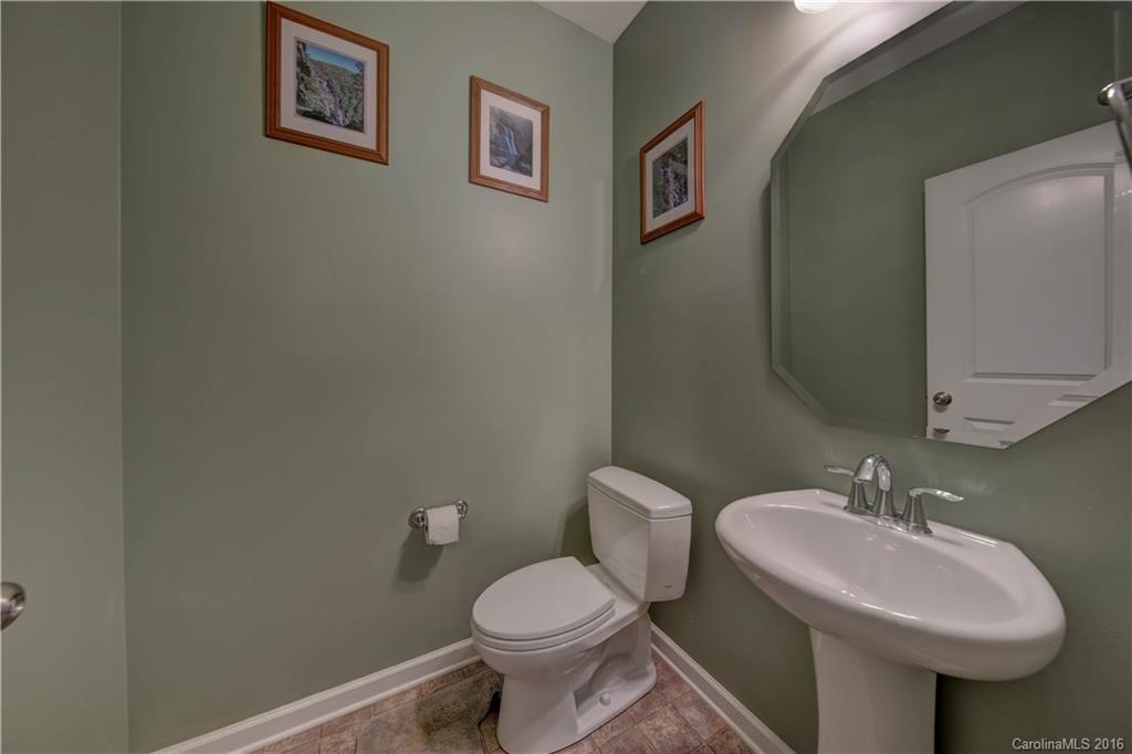 Newport Lakes - Residential