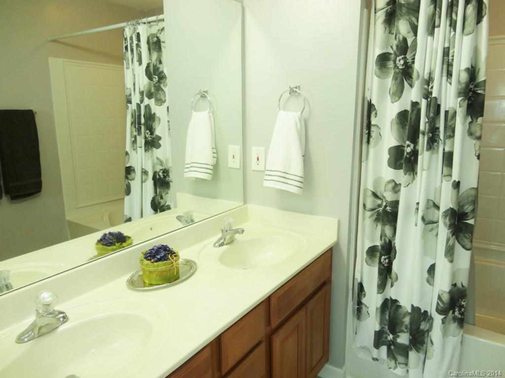 Lexington Commons - Residential