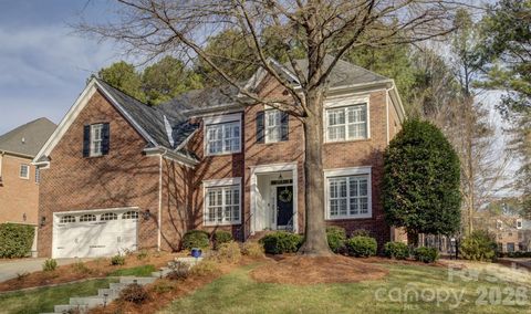 Photo of 16336 Crystal Downs Lane, Charlotte, NC 28278 (MLS # 4335534)