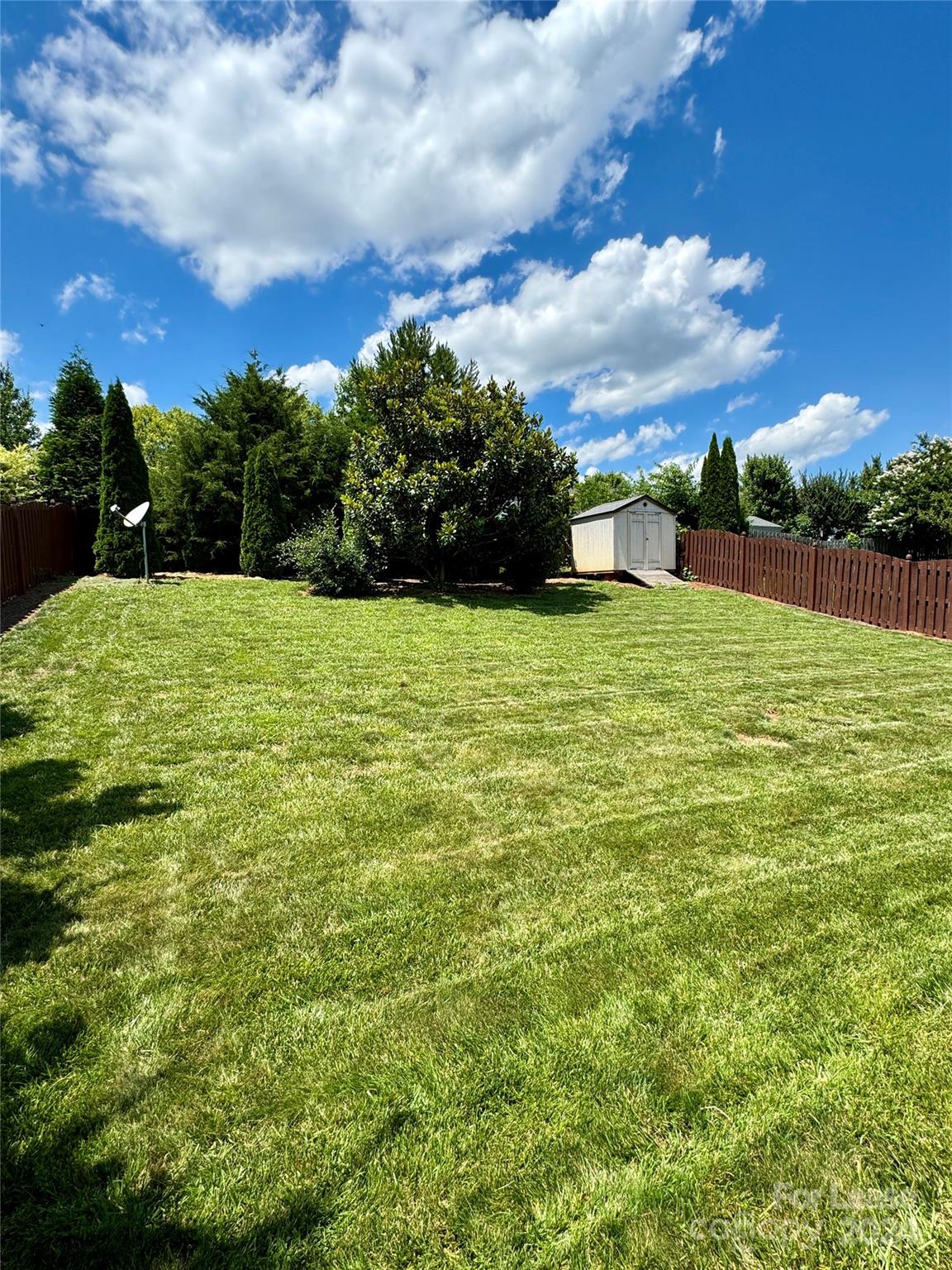 Winding Walk - Residential Lease