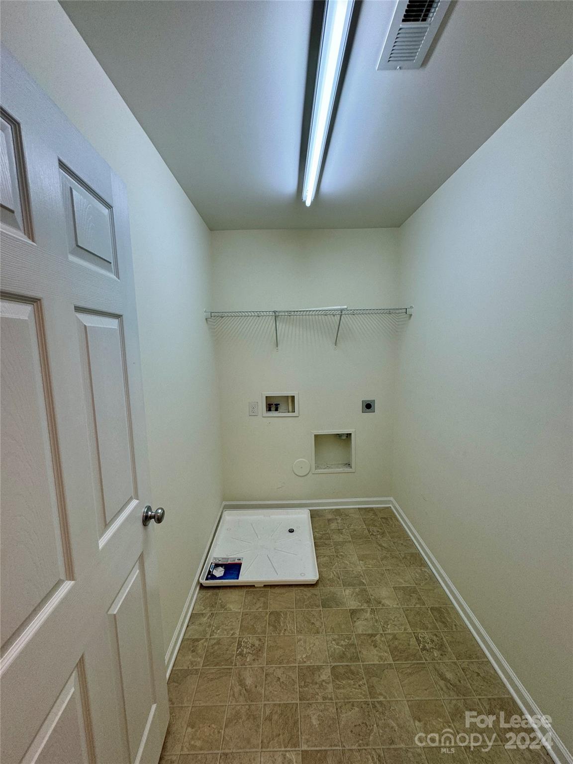 Winding Walk - Residential Lease