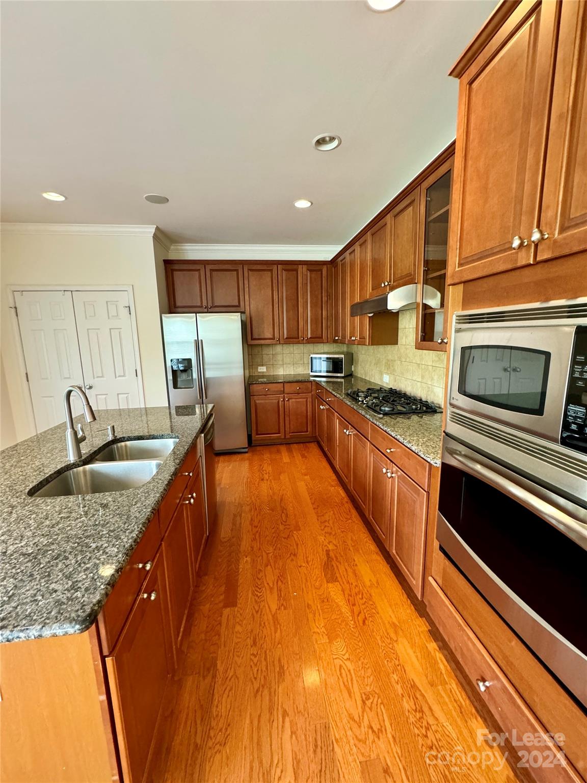 Winding Walk - Residential Lease