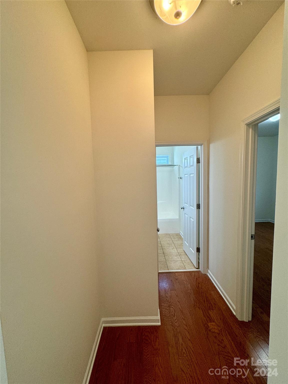 Winding Walk - Residential Lease