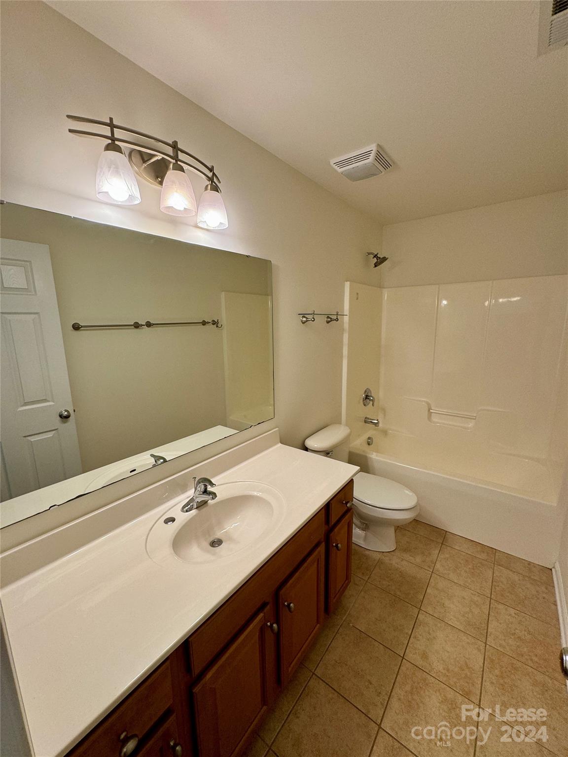 Winding Walk - Residential Lease