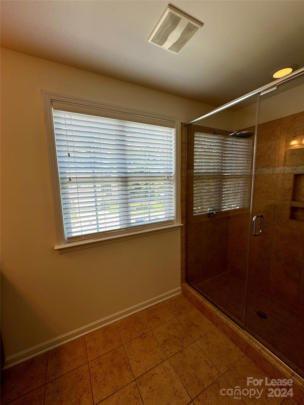 Winding Walk - Residential Lease