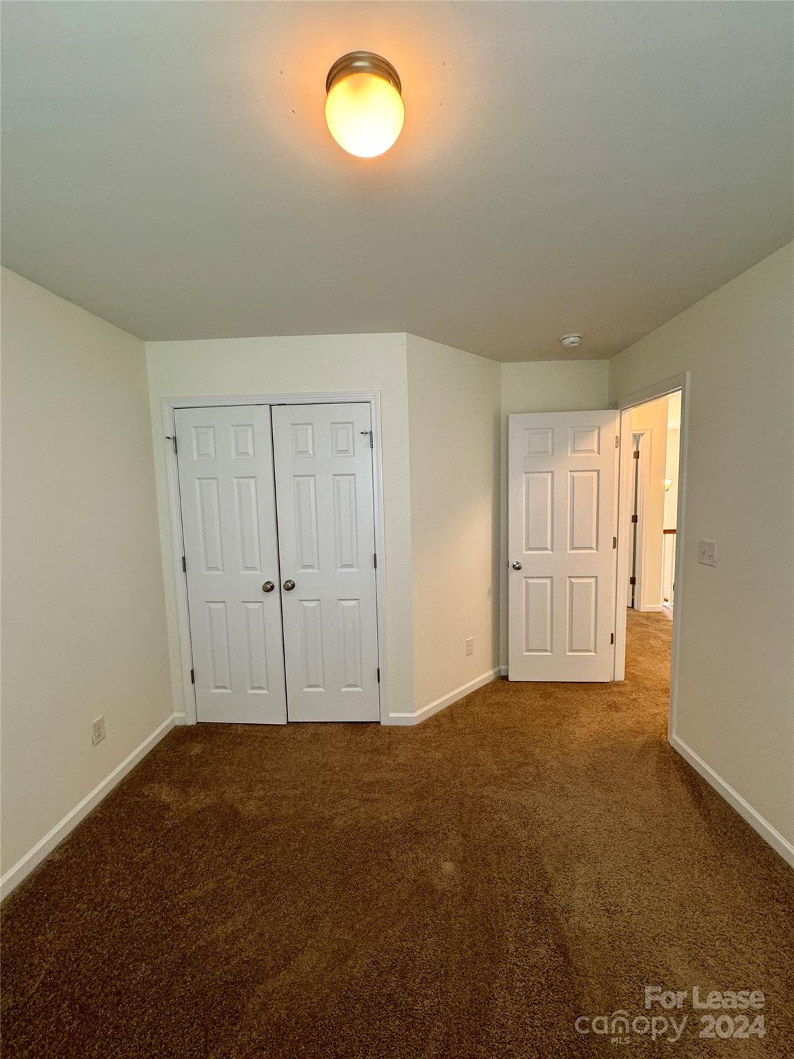 Winding Walk - Residential Lease