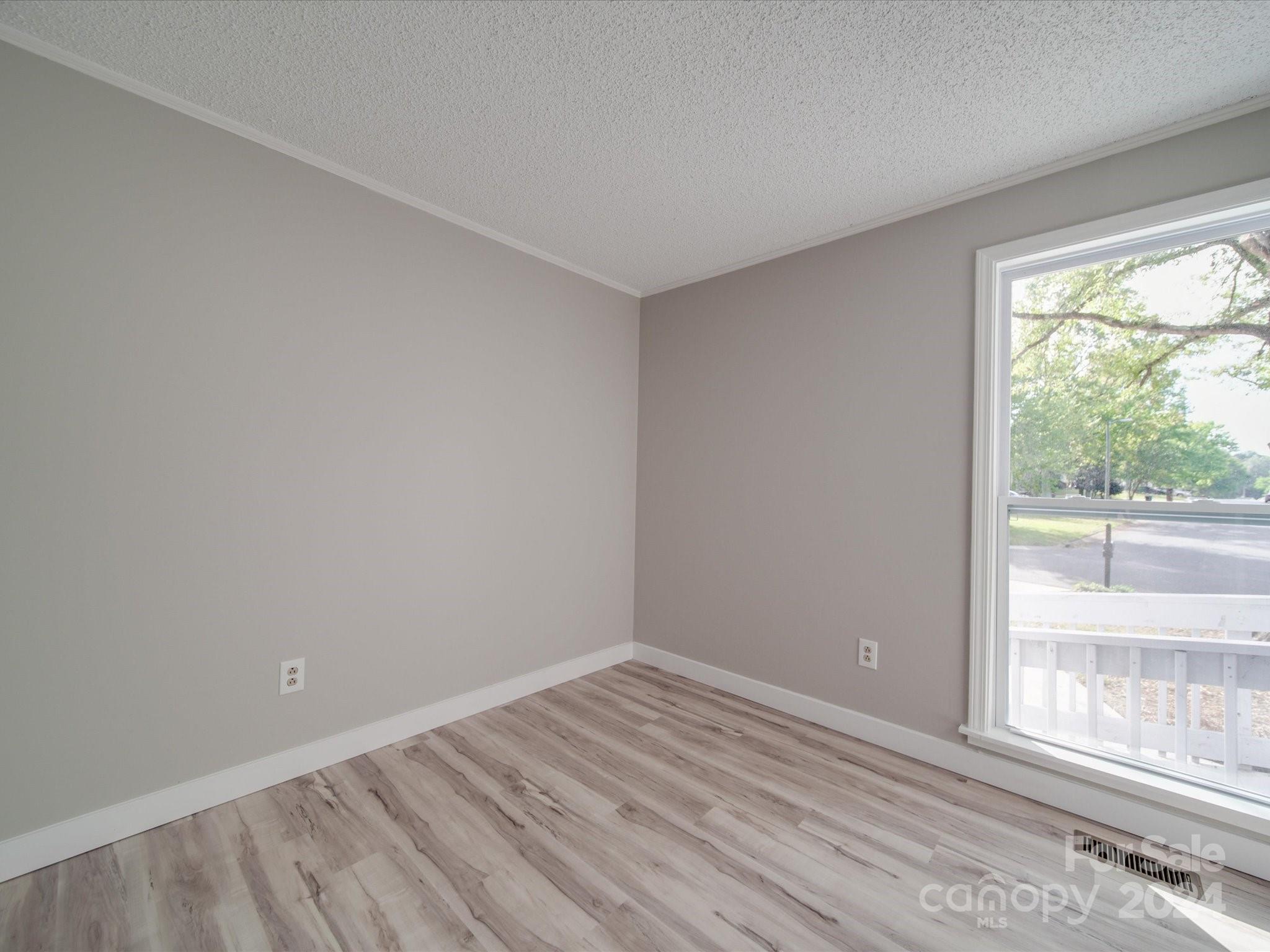 Idlewild South - Residential