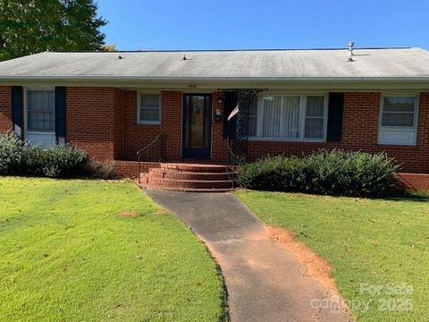 4630 Kipling Drive Charlotte NC 28212