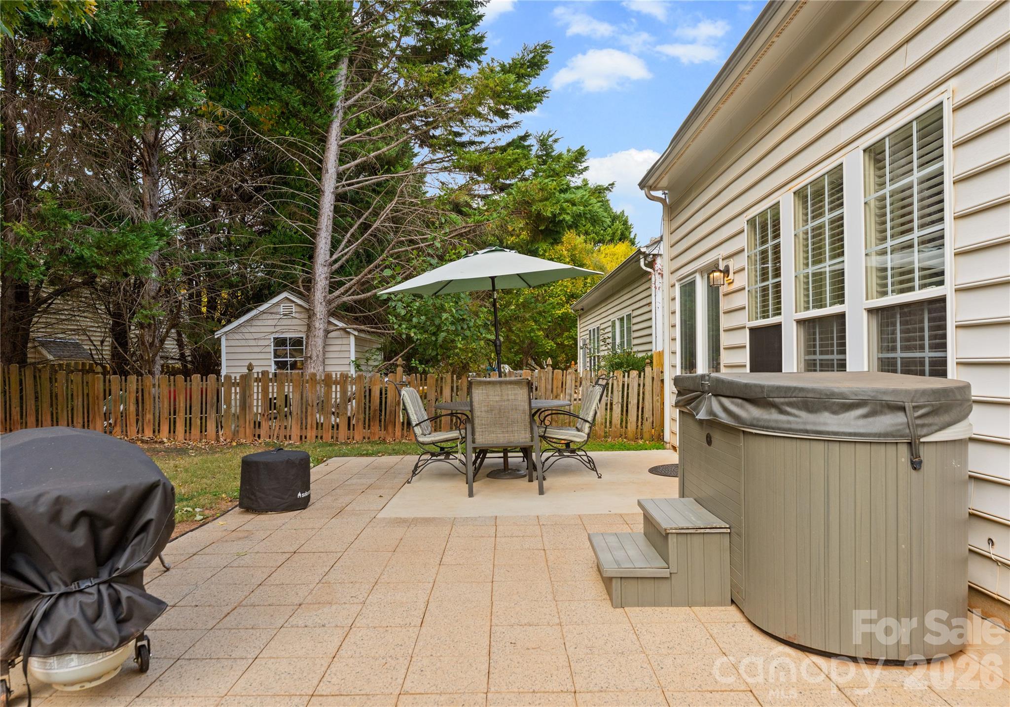 Victoria Bay - Residential